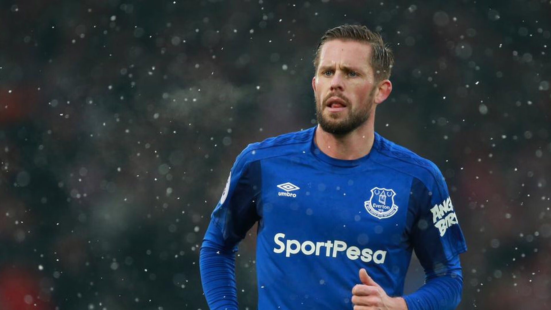 德甲火力全开：攻势凌厉，场面火爆！，德甲榜首大战